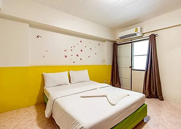 Hotell Alanda & Pinklao